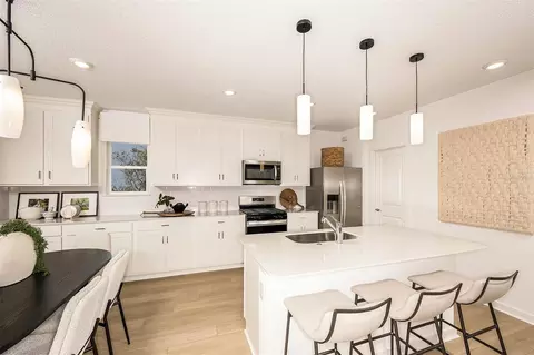 Kitchen - 10218 Cross River Trl, Parrish, FL 34219 photo 3 of 3