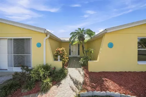 Exterior - 4388 7th Isle Dr, Hernando Beach, FL 34607 photo 3 of 7