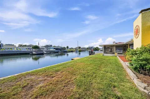Exterior - 4388 7th Isle Dr, Hernando Beach, FL 34607 photo 6 of 7