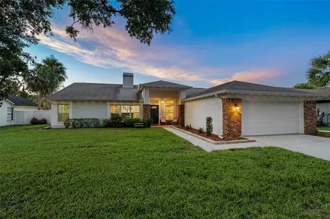 2410 Arborwood Dr, Valrico, FL 33596
