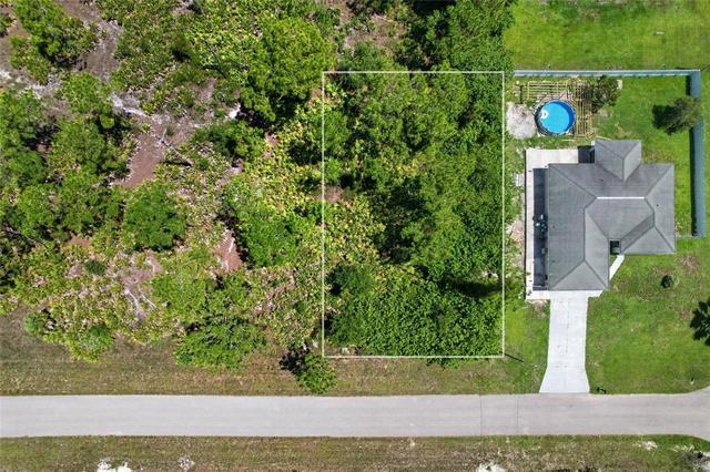 1141 Cove St E, Lehigh Acres, FL 33974