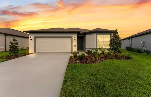 Exterior - 8327 SW 58th Loop, Ocala, FL 34481 photo 5 of 10