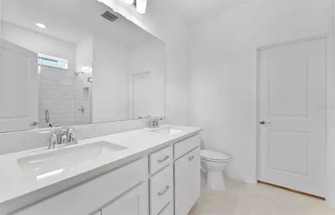 Bath - 8327 SW 58th Loop, Ocala, FL 34481 photo 1 of 3