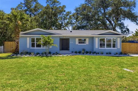 2310 Harrison Dr, Dunedin, FL 34698