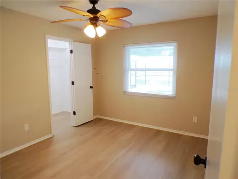 Bedroom - 1622 17th St E, Bradenton, FL 34208 photo 6 of 7