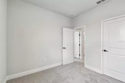 Bedroom - 5735 Leaflet Trl, Mount Dora, FL 32757 photo 7 of 10