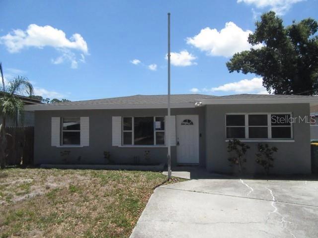 381 69th St N, Clearwater, FL 33764