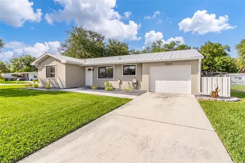 943 W Tarpon Blvd NW, Port Charlotte, FL 33952