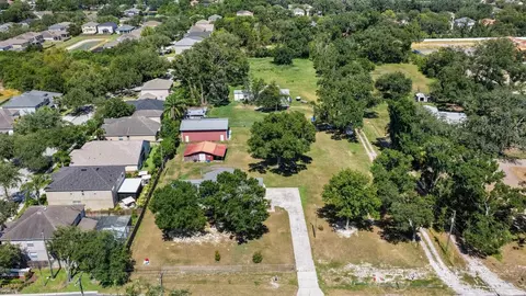 5604 Watson Rd, Riverview, FL 33578 photo 3