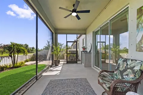Exterior - 12211 Violet Jasper Dr, Parrish, FL 34219 photo 5 of 17