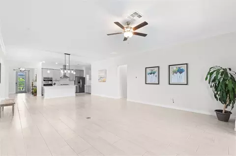 Living - 12211 Violet Jasper Dr, Parrish, FL 34219 photo 4 of 8