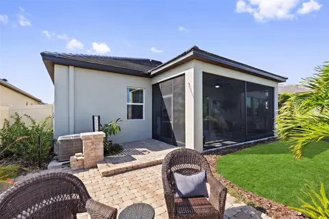 Exterior - 12211 Violet Jasper Dr, Parrish, FL 34219 photo 10 of 17