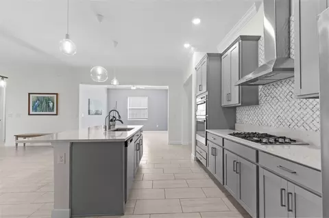 Kitchen - 12211 Violet Jasper Dr, Parrish, FL 34219 photo 1 of 1