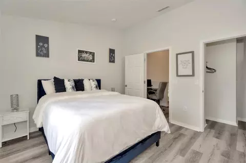 Bedroom - 6233 Olivedale Dr, Riverview, FL 33578 photo 3 of 6