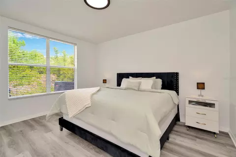 Bedroom - 6233 Olivedale Dr, Riverview, FL 33578 photo 2 of 6