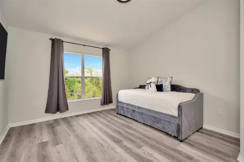 Bedroom - 6233 Olivedale Dr, Riverview, FL 33578 photo 6 of 6