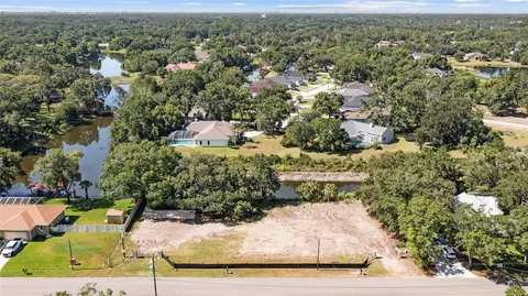 5030 Duque Rd, Lutz, FL 33549