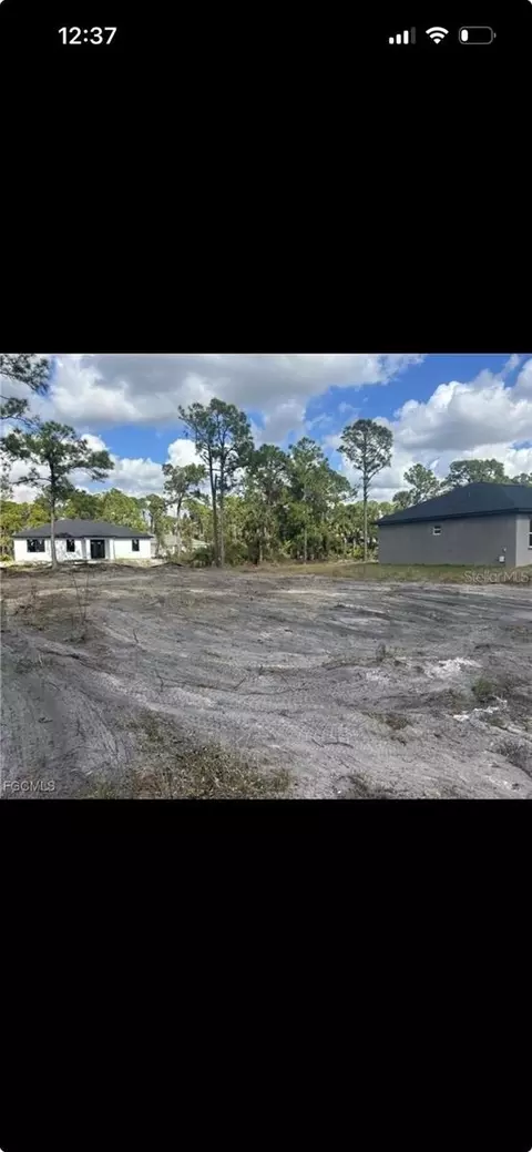 3404 72nd St W, Lehigh Acres, FL 33971