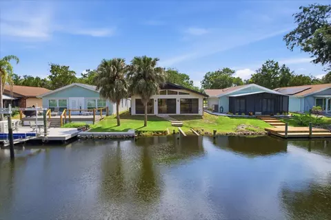 11621 W Riverhaven Dr, Homosassa, FL 34448