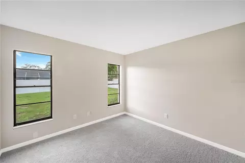 Bedroom - 2805 Beagle Pl, Seffner, FL 33584 photo 2 of 2