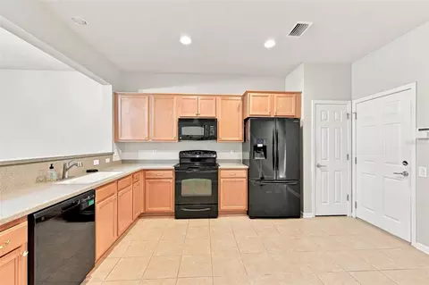 Kitchen - 2109 Wild Grape Pl, Riverview, FL 33578 photo 1 of 2
