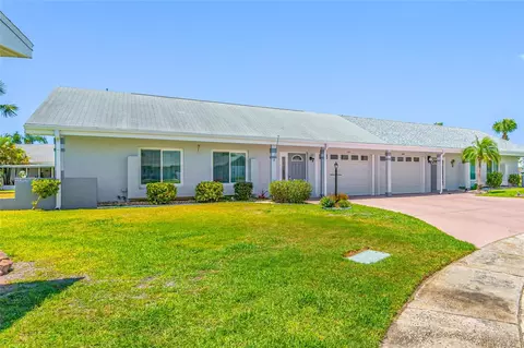 1311 Lambdeth Ct, Sun City Center, FL 33573