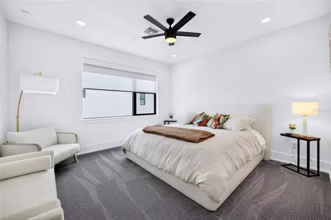 Bedroom - 2187 Main St, Sarasota, FL 34237 photo 1 of 11