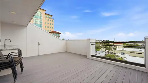 Exterior - 2187 Main St, Sarasota, FL 34237 photo 1 of 15