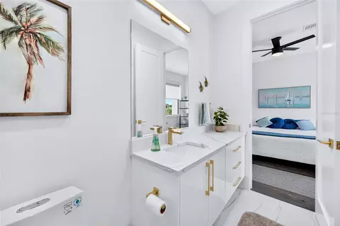 Bath - 2187 Main St, Sarasota, FL 34237 photo 13 of 13
