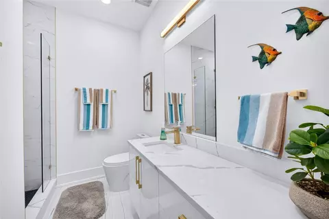 Bath - 2187 Main St, Sarasota, FL 34237 photo 8 of 13