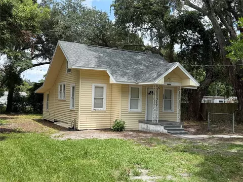 1496 33rd St NW, Winter Haven, FL 33881