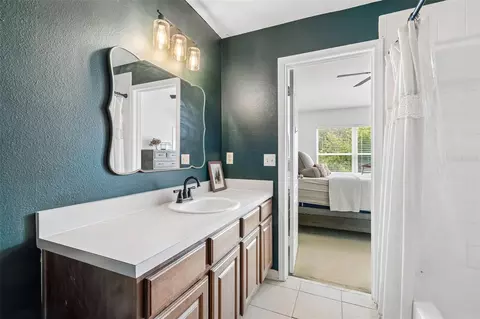 Bath - 4423 Barnstead Dr, Riverview, FL 33578 photo 1 of 5