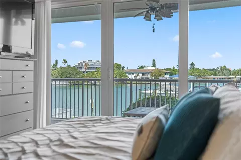 3805 Gulf Blvd #203, Saint Pete Beach, FL 33706