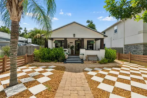 1011 14th St N, Saint Petersburg, FL 33705
