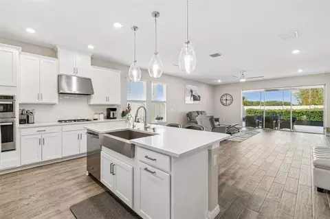 Kitchen - 10569 Tranquil Meadow Loop, Riverview, FL 33569 photo 1 of 6