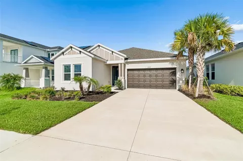 Exterior - 10569 Tranquil Meadow Loop, Riverview, FL 33569 photo 10 of 16