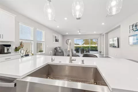 Kitchen - 10569 Tranquil Meadow Loop, Riverview, FL 33569 photo 3 of 6