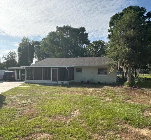 12034 Pine Ct, Leesburg, FL 34788