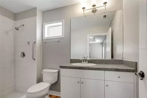 Bath - 4804 Forest Creek Trl, Parrish, FL 34219 photo 5 of 5