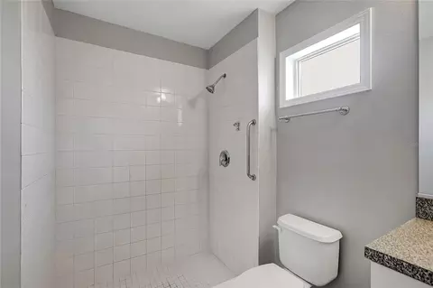 Bath - 4804 Forest Creek Trl, Parrish, FL 34219 photo 3 of 5