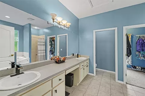Bath - 10724 Patrick Ave, Hudson, FL 34669 photo 1 of 3
