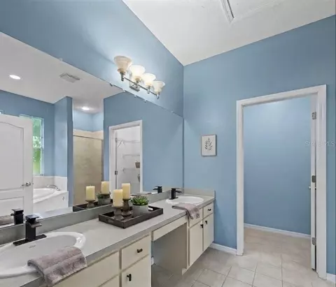 Bath - 10724 Patrick Ave, Hudson, FL 34669 photo 1 of 4
