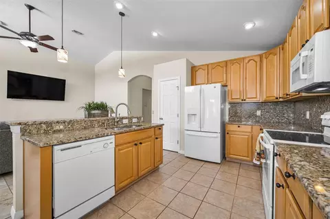 6549 Crescent Loop, Winter Haven, FL 33884 photo 19