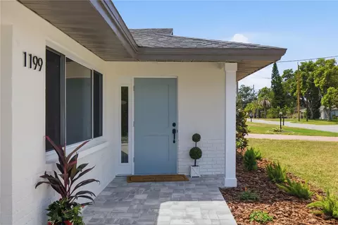 Exterior - 1199 Keene Rd, Dunedin, FL 34698 photo 10 of 11