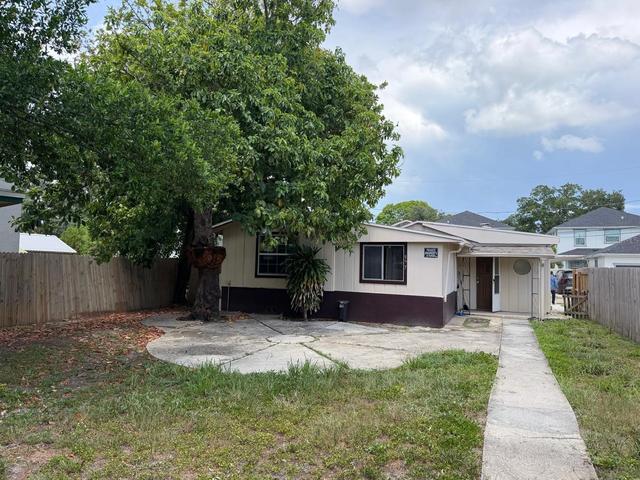 927 Yale St N, Saint Petersburg, FL 33713