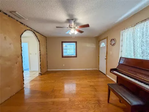 308 Central Ave, Frostproof, FL 33843 photo 10