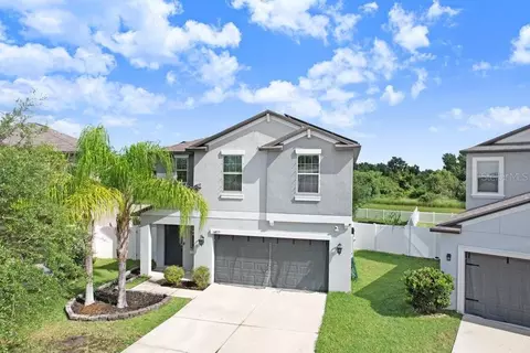14855 Crescent Rock Dr, Wimauma, FL 33598