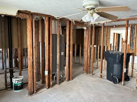 Entry Way - 9307 River Cove Dr, Riverview, FL 33578 photo 1 of 8