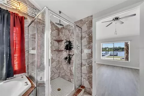 Bath - 9307 River Cove Dr, Riverview, FL 33578 photo 5 of 6