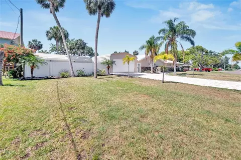 Exterior - 9307 River Cove Dr, Riverview, FL 33578 photo 9 of 18